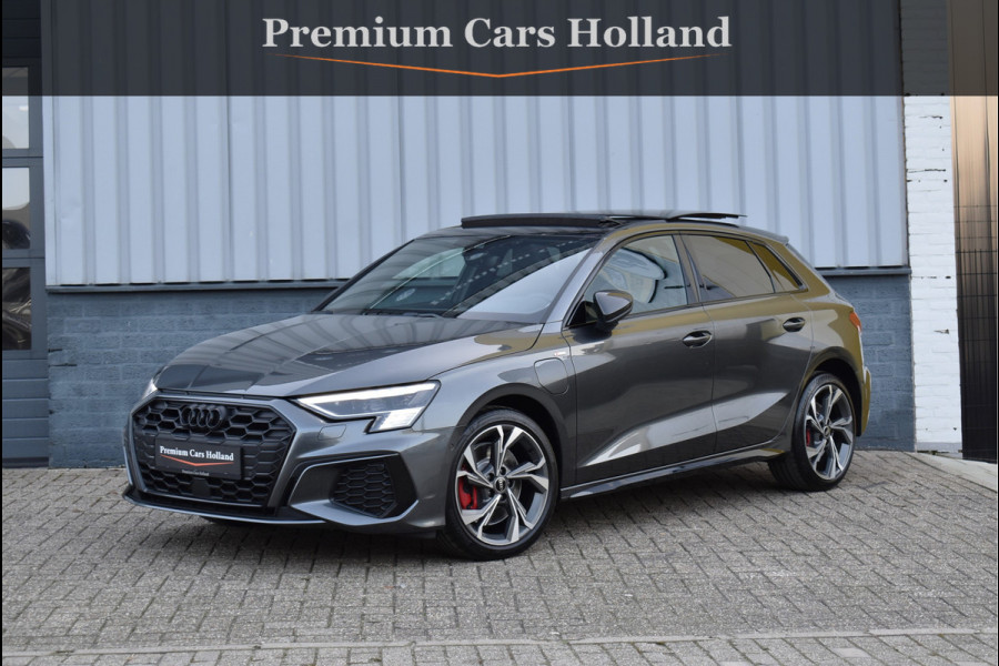 Audi A3 Sportback 45 TFSI e S-Line 245 Pk Alle Opties Pano RS-Stoel Head-Up Memory Keyless RS3 18 Inch