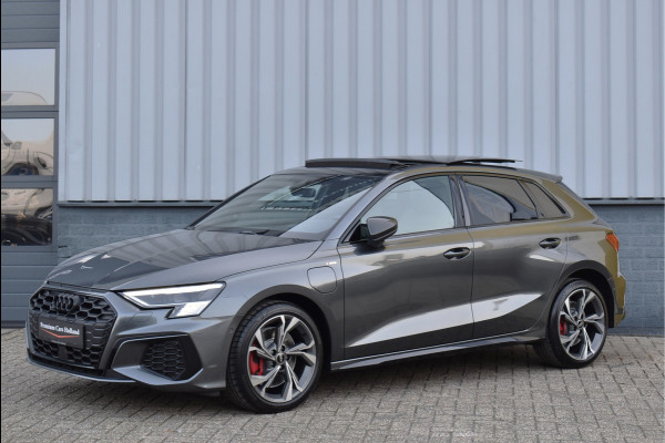 Audi A3 Sportback 45 TFSI e S-Line 245 Pk Alle Opties Pano RS-Stoel Head-Up Memory Keyless RS3 18 Inch