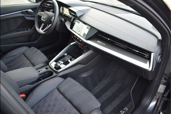 Audi A3 Sportback 45 TFSI e S-Line 245 Pk Alle Opties Pano RS-Stoel Head-Up Memory Keyless RS3 18 Inch