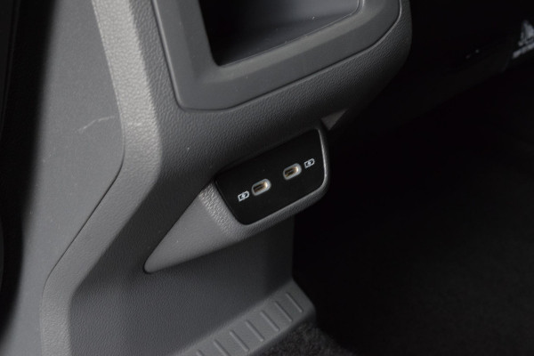 Volkswagen T-Cross 1.0 TSI|2x R-Line|Cam.|ACC|18"|Stoelver.|Virtual