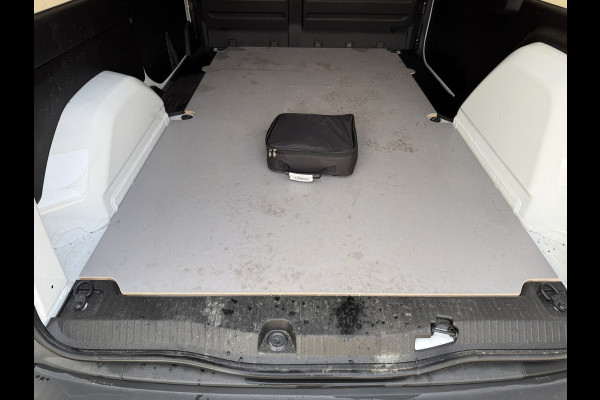 Mercedes-Benz eCitan 112 51kWh L2 Pro 284 WLTP MBUX Trekhaak 75kW Snelladen Apple Carplay Cruise Control Laadkabel