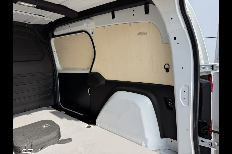 Mercedes-Benz eCitan 112 51kWh L2 Pro 284 WLTP MBUX Trekhaak 75kW Snelladen Apple Carplay Cruise Control Laadkabel