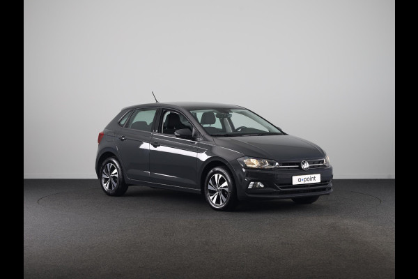 Volkswagen Polo 1.0 TSI Comfortline 95 PK | Navigatie | Parkeersensoren voor en achter | Automatische airco |