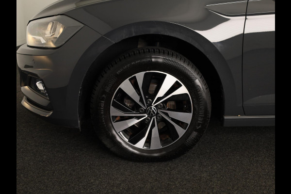 Volkswagen Polo 1.0 TSI Comfortline 95 PK | Navigatie | Parkeersensoren voor en achter | Automatische airco |