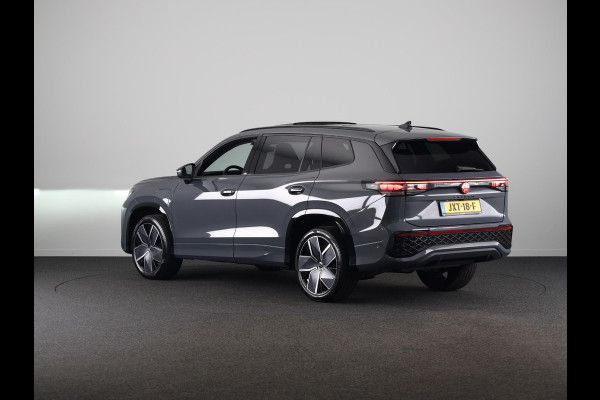 Volkswagen Tayron 1.5 eHybrid R-Line Edition 272 pk Automaat (DSG) | Navigatie | Panoramadak | Parkeersensoren (Park assist) | Achteruitrijcamera | Black Style pakket | R-Line |