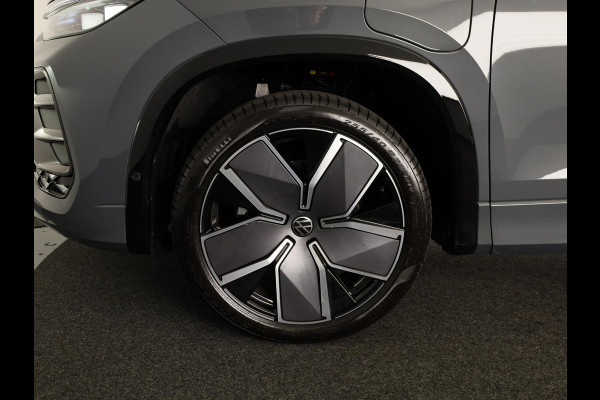 Volkswagen Tayron 1.5 eHybrid R-Line Edition 272 pk Automaat (DSG) | Navigatie | Panoramadak | Parkeersensoren (Park assist) | Achteruitrijcamera | Black Style pakket | R-Line |