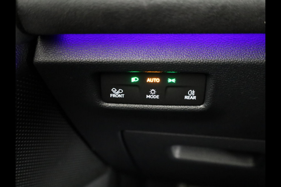 Volkswagen Tayron 1.5 eHybrid R-Line Edition 272 pk Automaat (DSG) | Navigatie | Panoramadak | Parkeersensoren (Park assist) | Achteruitrijcamera | Black Style pakket | R-Line |