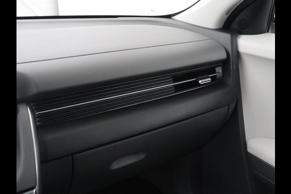 Hyundai IONIQ 5 Style 73kWh | SOH 95% | 3-Fase | Warmtepomp | Stoelverwarming | Adaptive cruise | Camera | Carplay | Keyless | Full LED | Digital Cockpit | Climate control | Gravity Gold Matte