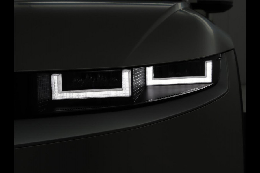 Hyundai IONIQ 5 Style 73kWh | SOH 95% | 3-Fase | Warmtepomp | Stoelverwarming | Adaptive cruise | Camera | Carplay | Keyless | Full LED | Digital Cockpit | Climate control | Gravity Gold Matte