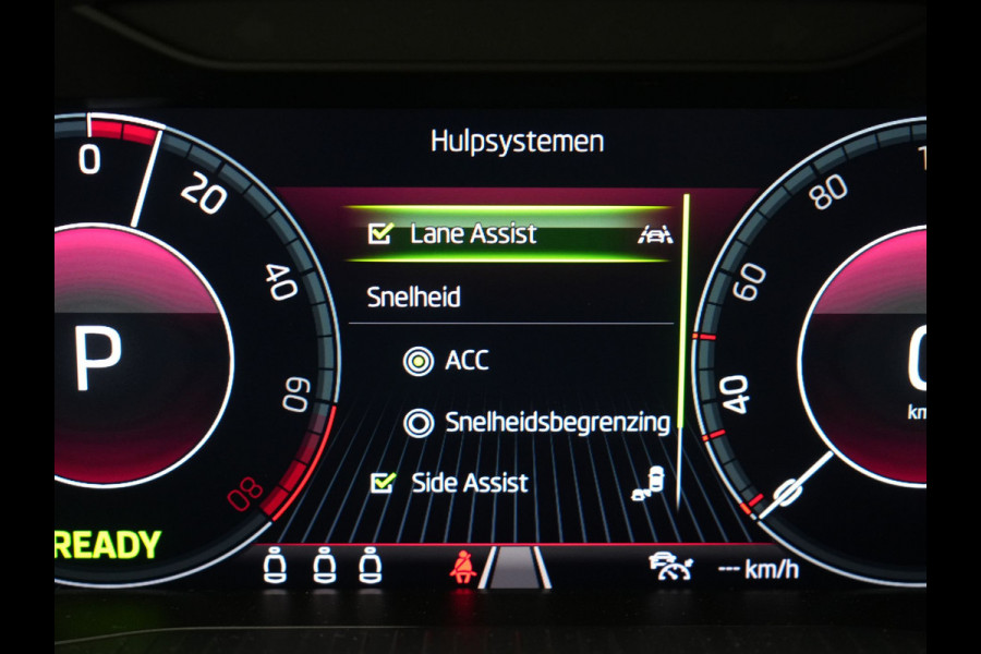 Škoda Superb Combi 1.4 TSI iV Sportline Business Plug In Hybrid 218pk Dealer O.H. PHEV | Trekhaak Af Fabriek | Adaptive Cruise | 360 Camera | Canton Audio | Alcantara Sportstoelen Memory & Verwarmd | Sfeerverlichting | Stuur Verwarmd | Keyless | Crystal LED | DAB |