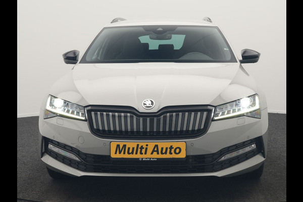 Škoda Superb Combi 1.4 TSI iV Sportline Business Plug In Hybrid 218pk Dealer O.H. PHEV | Trekhaak Af Fabriek | Adaptive Cruise | 360 Camera | Canton Audio | Alcantara Sportstoelen Memory & Verwarmd | Sfeerverlichting | Stuur Verwarmd | Keyless | Crystal LED | DAB |