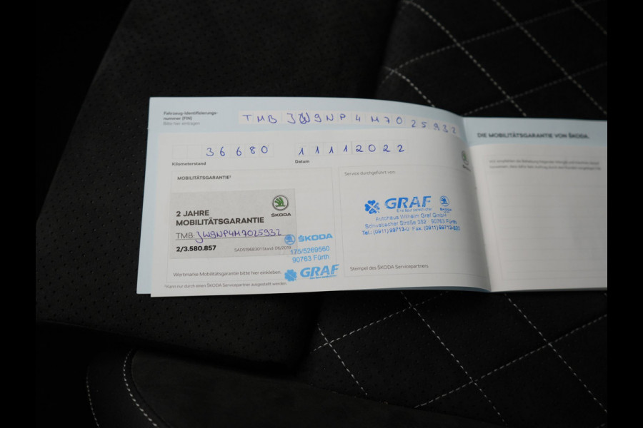 Škoda Superb Combi 1.4 TSI iV Sportline Business Plug In Hybrid 218pk Dealer O.H. PHEV | Trekhaak Af Fabriek | Adaptive Cruise | 360 Camera | Canton Audio | Alcantara Sportstoelen Memory & Verwarmd | Sfeerverlichting | Stuur Verwarmd | Keyless | Crystal LED | DAB |