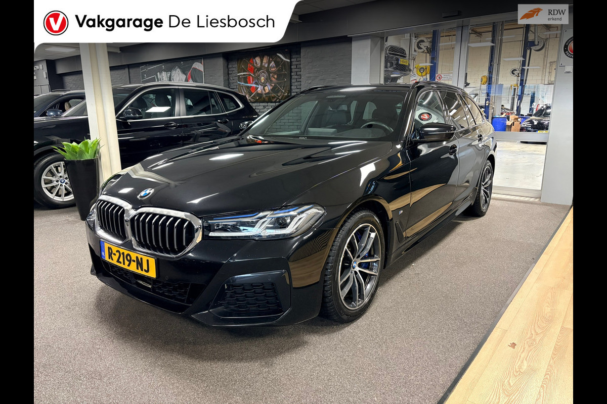 BMW 5 Serie Touring 540i xDrive M-sport High Executive / Panoramadak / Leder / Laser-led / head-up / trekhaak