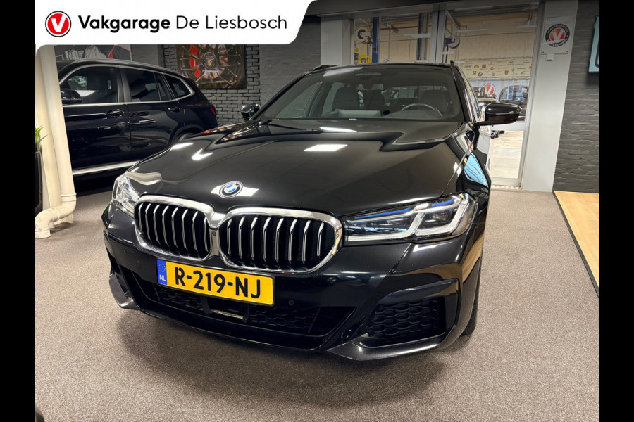 BMW 5 Serie Touring 540i xDrive M-sport High Executive / Panoramadak / Leder / Laser-led / head-up / trekhaak