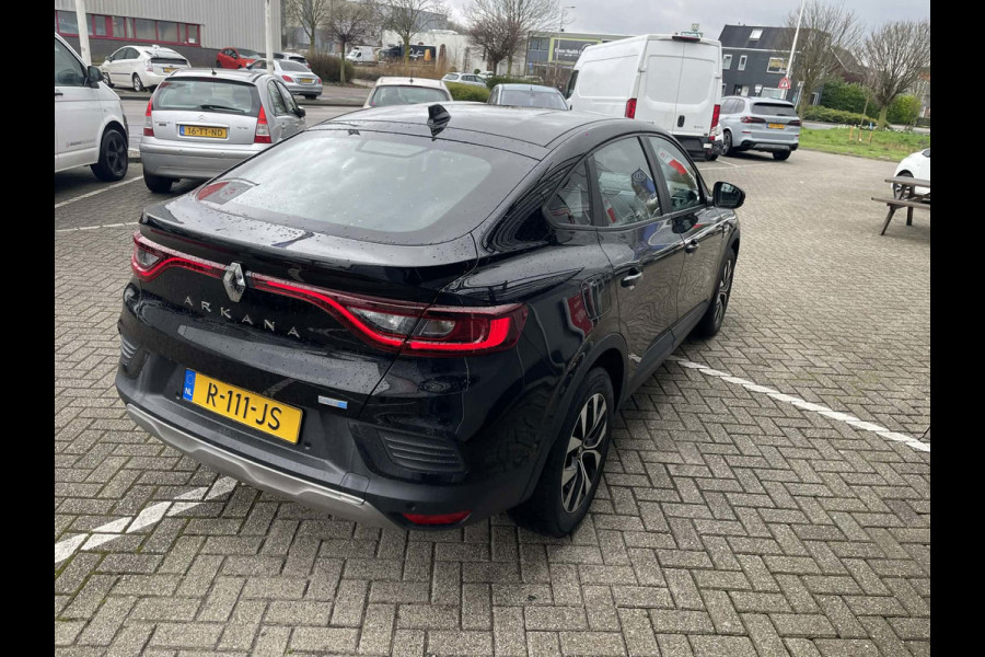 Renault Arkana 1.6 E-Tech Hybrid 145 Zen / camera