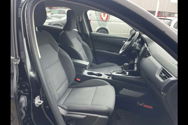 Renault Arkana 1.6 E-Tech Hybrid 145 Zen / camera