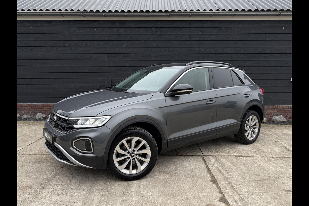 Volkswagen T-Roc 1.5 TSI Life - ACC l Apple Cplay l Camera l Navigatie