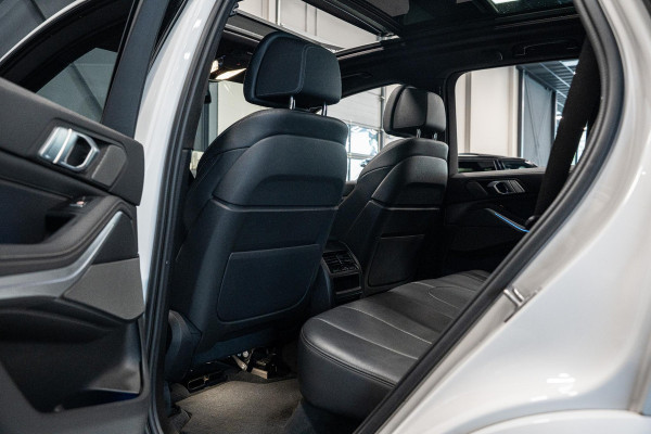 BMW X5 xDrive45e High Executive *M-Sport / Achteras-besturing / Panorama / Harman-Kardon / HUD / Stoelventilatie*