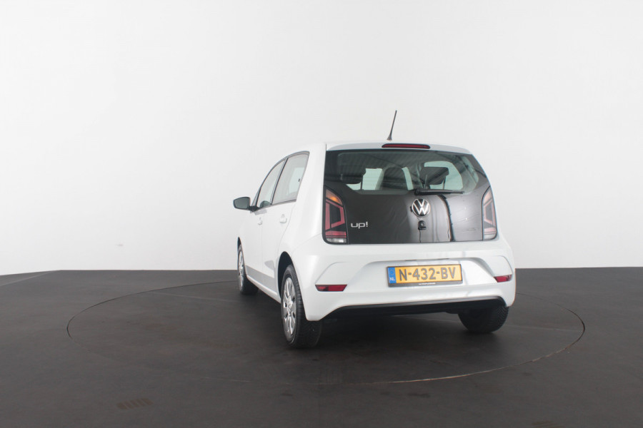Volkswagen up! 1.0 Stoelverwarming/All season banden