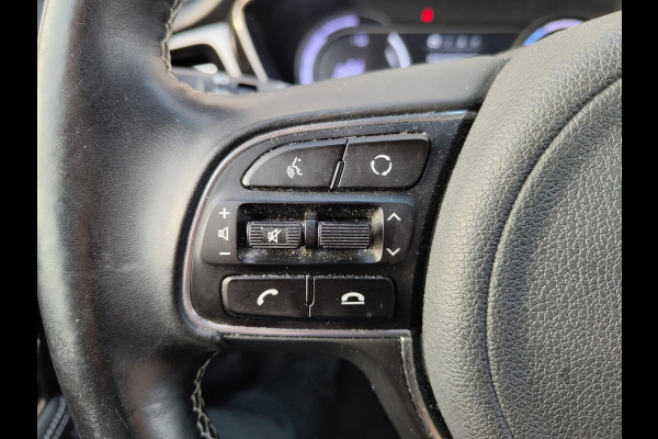 Kia e-Niro ExecutiveLine 64kWh SOH 100% Trekhaak Leder Warmtepomp Adap.Cruise Elek.Stoel+Memory JBL®-Audio Pdc Navi Ecc Camera Apple Carpla Stoelverwarming+Koeling Stuurverwarming Lmv Privacy Glas DAB Vess Lane Assist Blind Spot 1e Eigenaar Origineel Nederlandse Auto