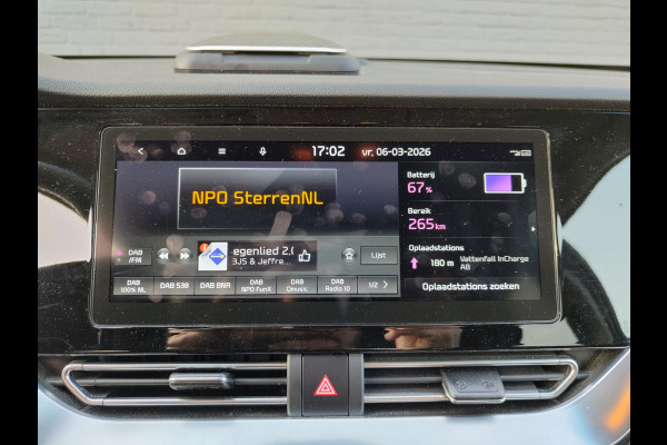Kia e-Niro ExecutiveLine 64kWh SOH 100% Trekhaak Leder Warmtepomp Adap.Cruise Elek.Stoel+Memory JBL®-Audio Pdc Navi Ecc Camera Apple Carpla Stoelverwarming+Koeling Stuurverwarming Lmv Privacy Glas DAB Vess Lane Assist Blind Spot 1e Eigenaar Origineel Nederlandse Auto