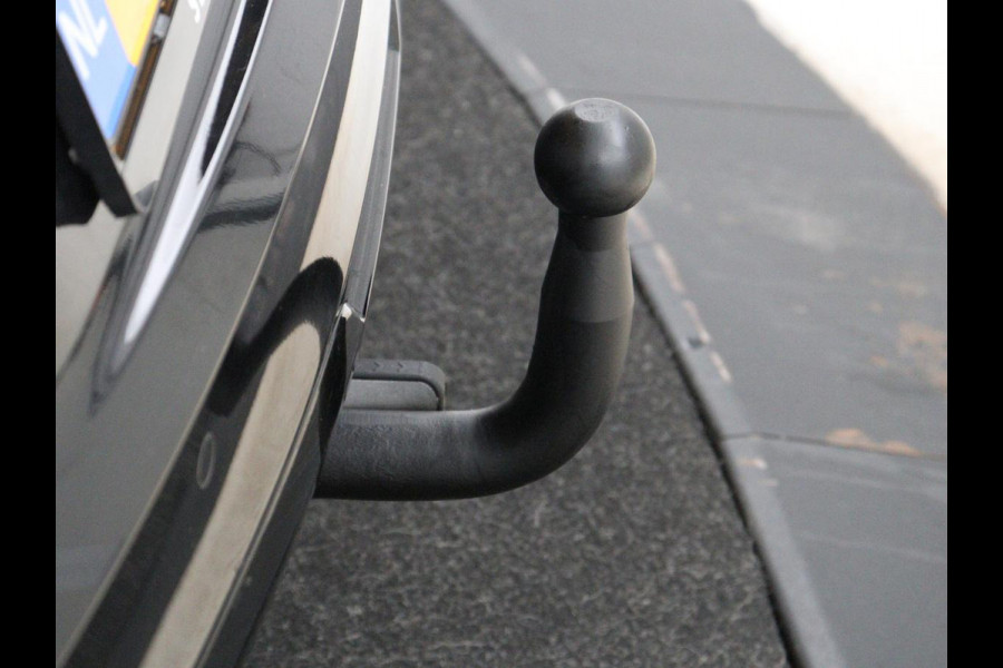 Kia ProCeed 1.6 T-GDI GT | 204pk | Panoramadak | Leder/Alcantara | Stoel & stuurverwarming | Trekhaak | Adaptive cruise | JBL Sound | Carplay | Camera | Navigatie | Full LED | Keyless | Achterbankverwarming