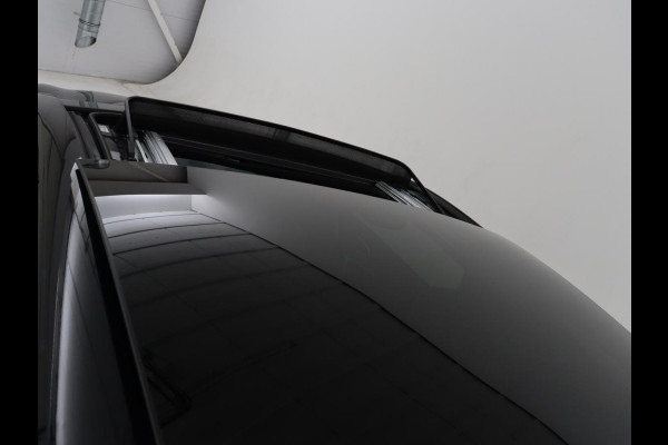 Kia ProCeed 1.6 T-GDI GT | 204pk | Panoramadak | Leder/Alcantara | Stoel & stuurverwarming | Trekhaak | Adaptive cruise | JBL Sound | Carplay | Camera | Navigatie | Full LED | Keyless | Achterbankverwarming