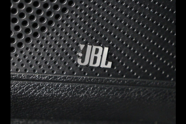 Kia ProCeed 1.6 T-GDI GT | 204pk | Panoramadak | Leder/Alcantara | Stoel & stuurverwarming | Trekhaak | Adaptive cruise | JBL Sound | Carplay | Camera | Navigatie | Full LED | Keyless | Achterbankverwarming