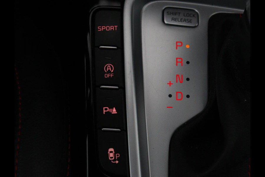 Kia ProCeed 1.6 T-GDI GT | 204pk | Panoramadak | Leder/Alcantara | Stoel & stuurverwarming | Trekhaak | Adaptive cruise | JBL Sound | Carplay | Camera | Navigatie | Full LED | Keyless | Achterbankverwarming