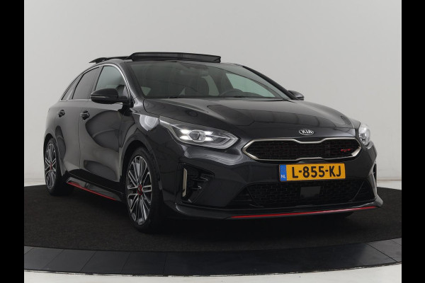 Kia ProCeed 1.6 T-GDI GT | 204pk | Panoramadak | Leder/Alcantara | Stoel & stuurverwarming | Trekhaak | Adaptive cruise | JBL Sound | Carplay | Camera | Navigatie | Full LED | Keyless | Achterbankverwarming
