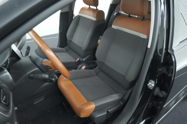 Citroën C3 PureTech 110 S&S Shine | Trekhaak | Parkeersensoren | Navigatie | Apple Carplay