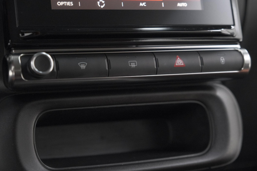 Citroën C3 PureTech 110 S&S Shine | Trekhaak | Parkeersensoren | Navigatie | Apple Carplay