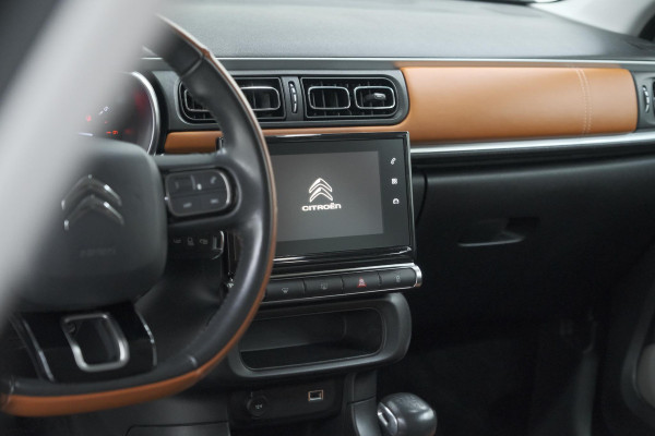 Citroën C3 PureTech 110 S&S Shine | Trekhaak | Parkeersensoren | Navigatie | Apple Carplay