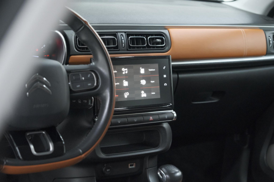 Citroën C3 PureTech 110 S&S Shine | Trekhaak | Parkeersensoren | Navigatie | Apple Carplay