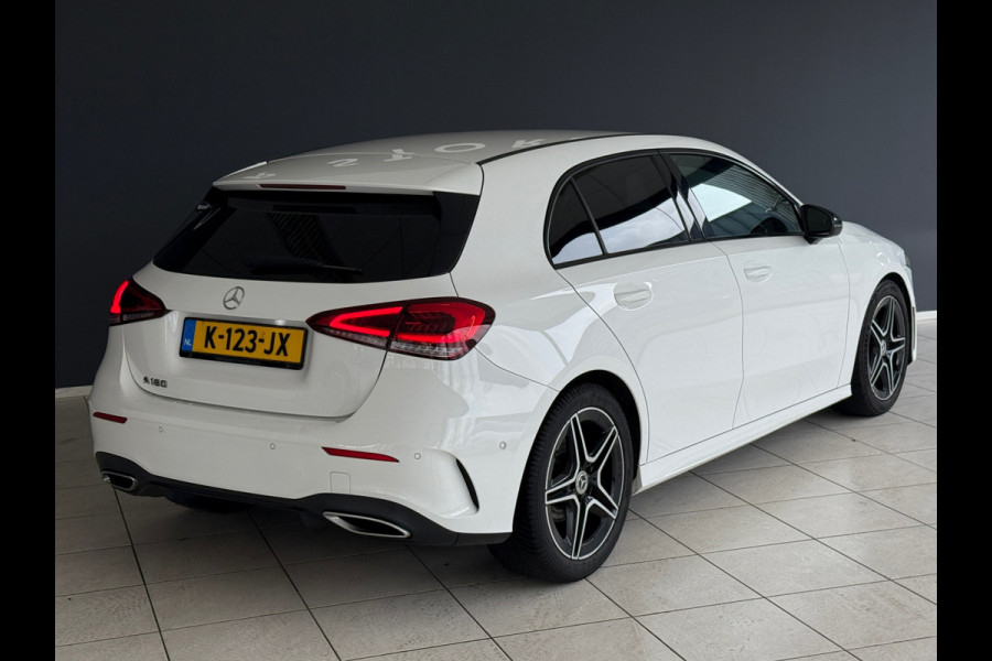 Mercedes-Benz A-Klasse 180 AMG Night Navi|Sfeer|Stoelverwarming|Dealer Onderhouden