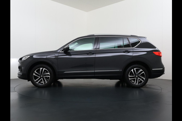 Seat Tarraco 1.4 TSI e-Hybrid PHEV Xperience Business Intense ELEK. ACHTERKLEP| DODE HOEK SENSOR| STOEL+ STUUR VERWARMING| 360 CAMERA | ACHTERBANK VERWARMD| CARPLAY| RIJKLAARPRIJS INCL. 12 MND BOVAG GARANTIE