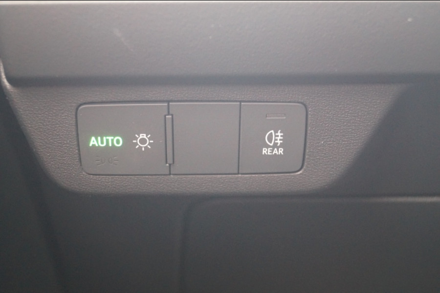 Audi Q4 e-tron 40 Edition 77kWh -LEER-NAVI-ECC-PDC-SOH90%-