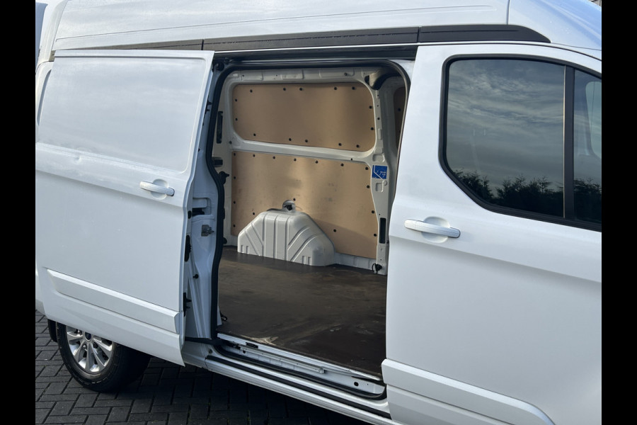 Ford Transit Custom 2.0 TDCI 170 PK / L2H2 / 1e EIG. / AUTOMAAT / TREKHAAK / IMPERIAAL / AIRCO / ADAPTIVE CRUISE / CAMERA