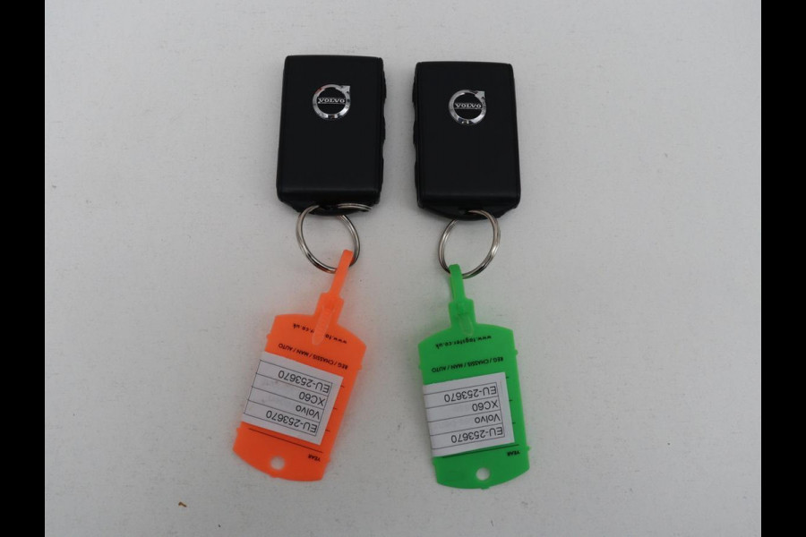 Volvo XC60 2.0 T8 Twin Engine AWD Inscription | Panoramadak | Leder | 360 Camera | Adaptive cruise | Stoelverwarming | Memory | Trekhaak | Carplay | Navigatie | Stuurverwarming | PHEV | Plug In