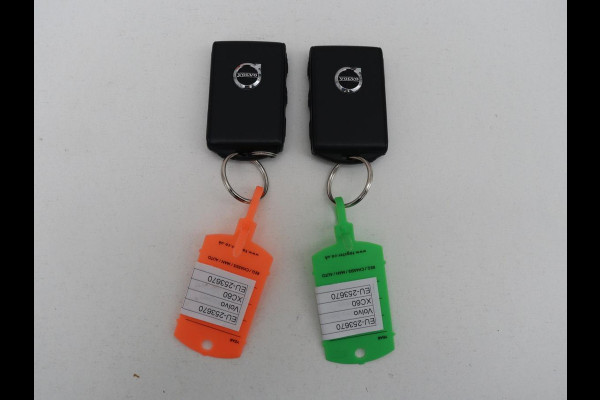 Volvo XC60 2.0 T8 Twin Engine AWD Inscription | Panoramadak | Leder | 360 Camera | Adaptive cruise | Stoelverwarming | Memory | Trekhaak | Carplay | Navigatie | Stuurverwarming | PHEV | Plug In