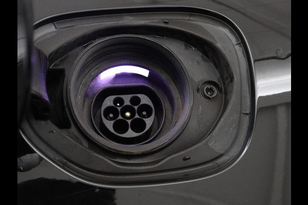 Volvo XC60 2.0 T8 Twin Engine AWD Inscription | Panoramadak | Leder | 360 Camera | Adaptive cruise | Stoelverwarming | Memory | Trekhaak | Carplay | Navigatie | Stuurverwarming | PHEV | Plug In