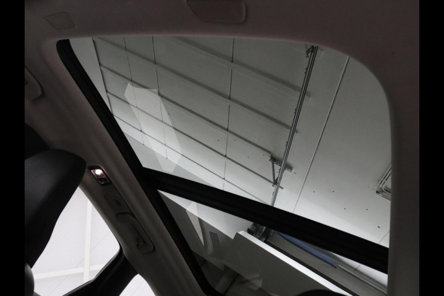 Volvo XC60 2.0 T8 Twin Engine AWD Inscription | Panoramadak | Leder | 360 Camera | Adaptive cruise | Stoelverwarming | Memory | Trekhaak | Carplay | Navigatie | Stuurverwarming | PHEV | Plug In