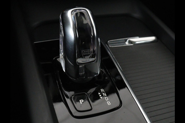 Volvo XC60 2.0 T8 Twin Engine AWD Inscription | Panoramadak | Leder | 360 Camera | Adaptive cruise | Stoelverwarming | Memory | Trekhaak | Carplay | Navigatie | Stuurverwarming | PHEV | Plug In