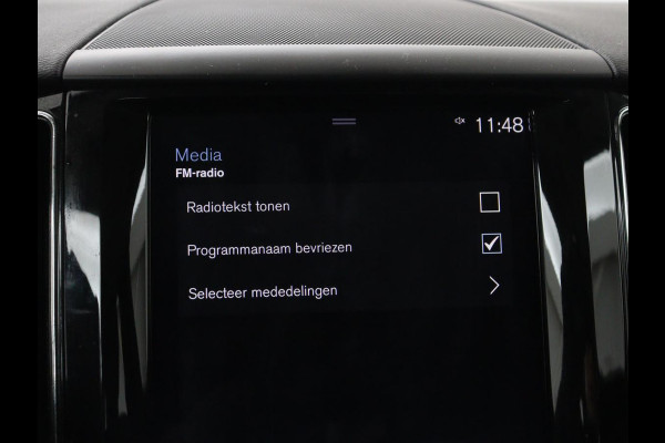 Volvo XC60 2.0 T8 Twin Engine AWD Inscription | Panoramadak | Leder | 360 Camera | Adaptive cruise | Stoelverwarming | Memory | Trekhaak | Carplay | Navigatie | Stuurverwarming | PHEV | Plug In