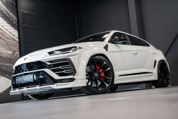 Lamborghini Urus 4.0 V8 *Novitec / B&O Advanced / Panorama / Stoelventilatie + massage / HUD*