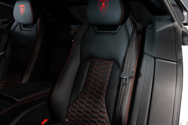 Lamborghini Urus 4.0 V8 *Novitec / B&O Advanced / Panorama / Stoelventilatie + massage / HUD*