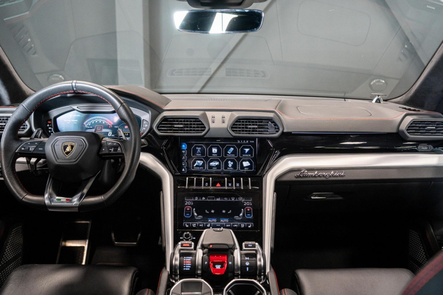 Lamborghini Urus 4.0 V8 *Novitec / B&O Advanced / Panorama / Stoelventilatie + massage / HUD*