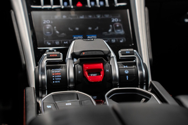 Lamborghini Urus 4.0 V8 *Novitec / B&O Advanced / Panorama / Stoelventilatie + massage / HUD*