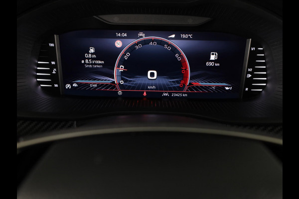 Škoda Kamiq 1.0 TSI Monte Carlo 115 pk | Verlengde garantie | Navigatie via App | Panoramadak | Parkeersensoren | Achteruitrijcamera | Stoelverwarming |