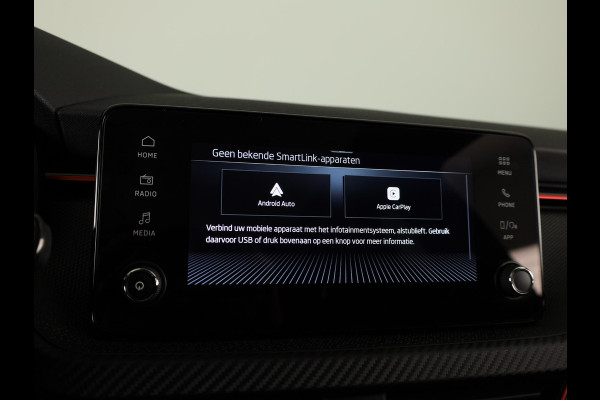 Škoda Kamiq 1.0 TSI Monte Carlo 115 pk | Verlengde garantie | Navigatie via App | Panoramadak | Parkeersensoren | Achteruitrijcamera | Stoelverwarming |